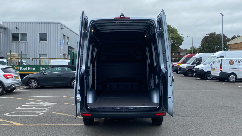 Mercedes-Benz Sprinter 315Cdi L2 Diesel Rwd 3.5t H2 Pro Van